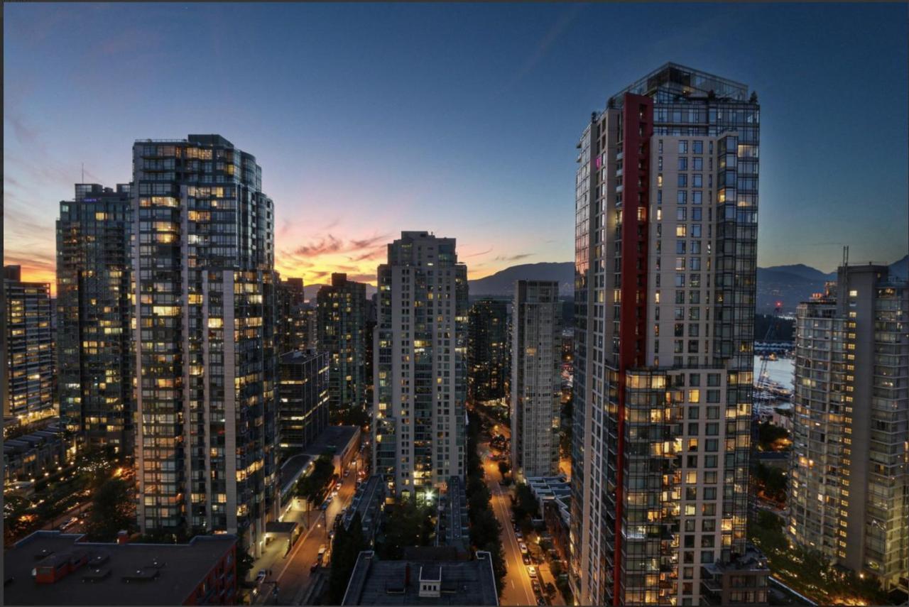 Best Location Downtown Chic Suites Vancouver Esterno foto