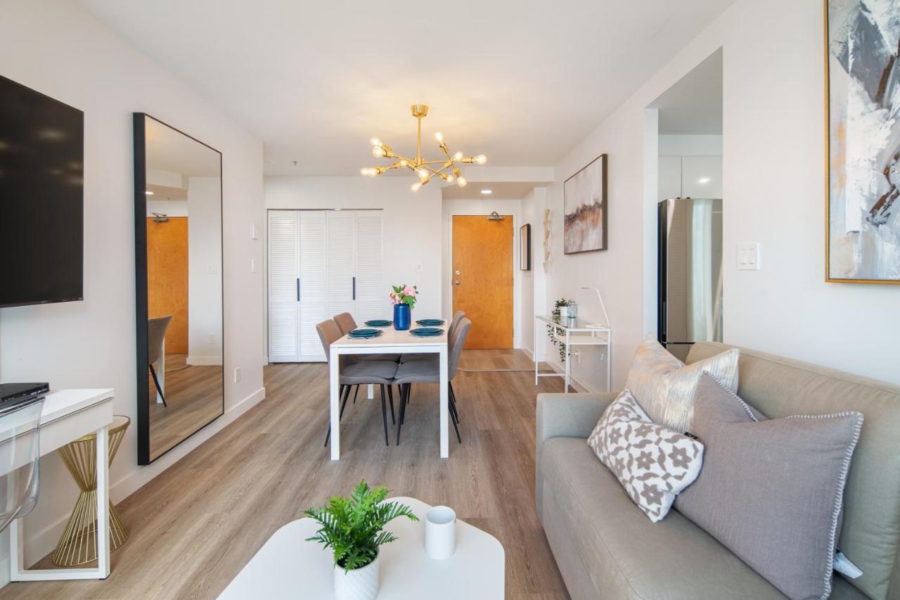 Best Location Downtown Chic Suites Vancouver Esterno foto