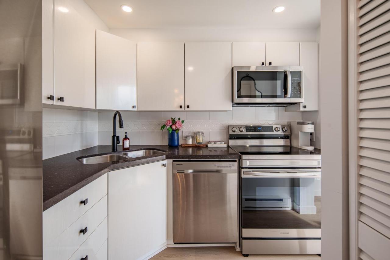 Best Location Downtown Chic Suites Vancouver Esterno foto