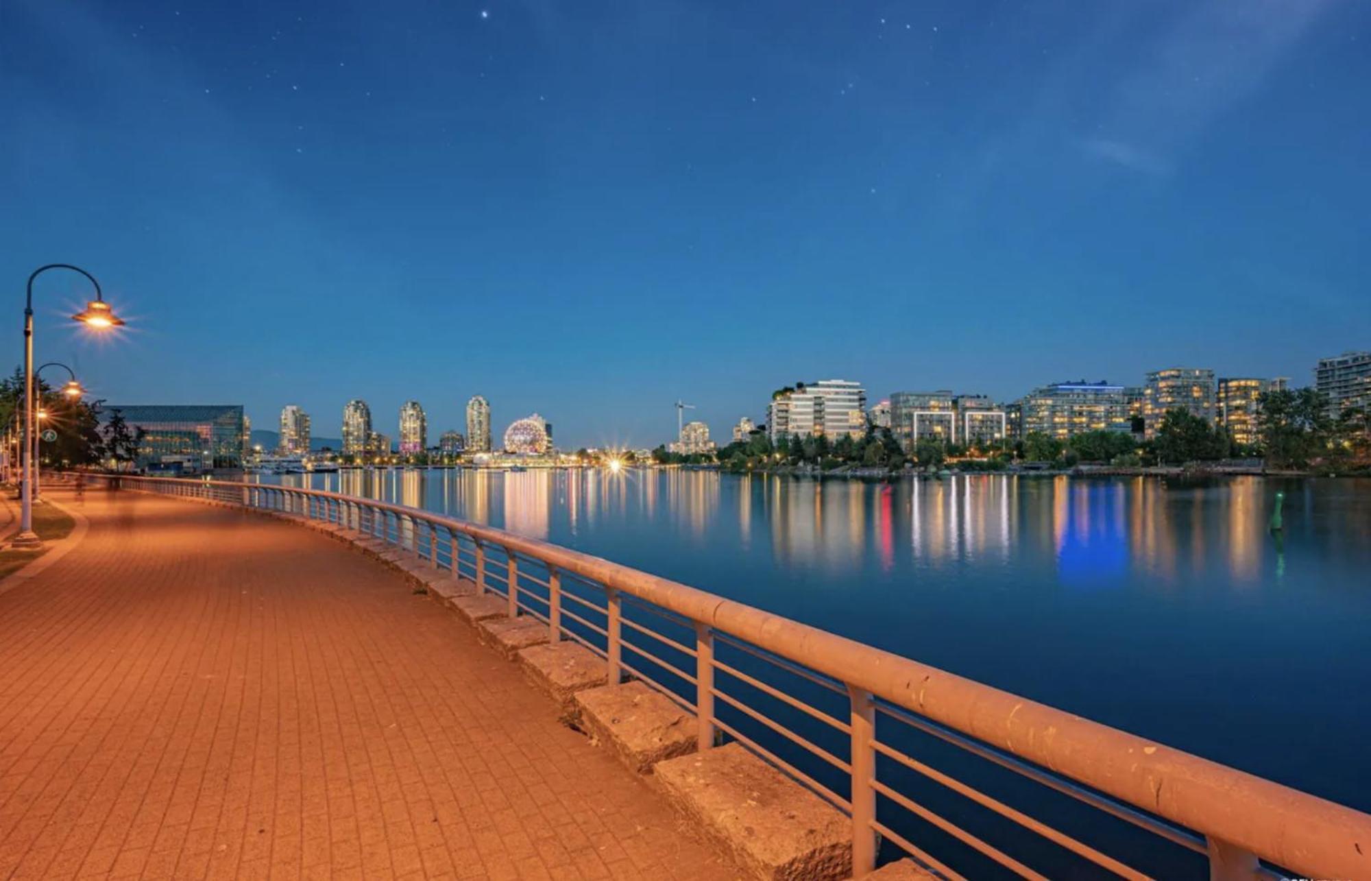 Best Location Downtown Chic Suites Vancouver Esterno foto